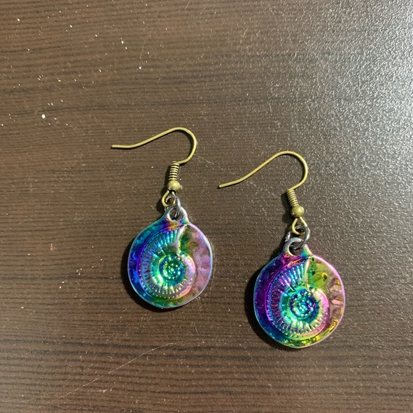 Shell earrings - Picture 1 of 1